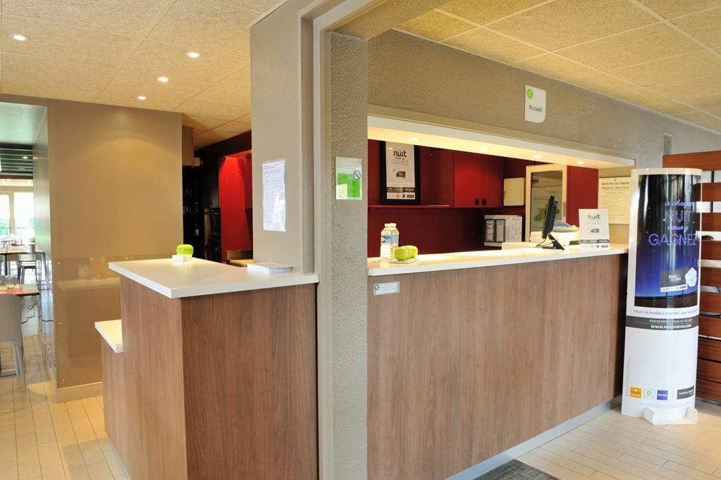 Kyriad Niort - La Creche Eksteriør billede